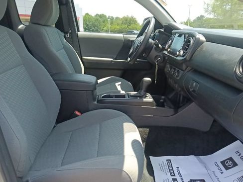 Used 2023 Toyota Tacoma SR RWD image 29