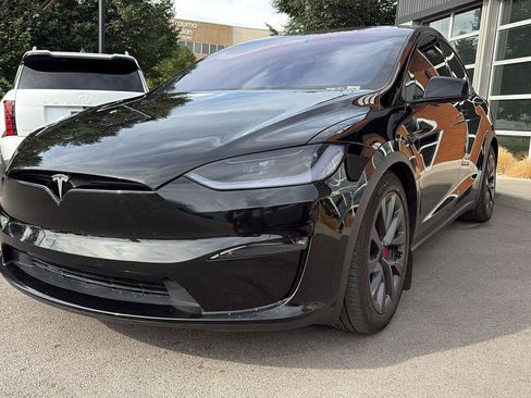 Used 2024 Tesla Model X Plaid AWD/4WD image 4