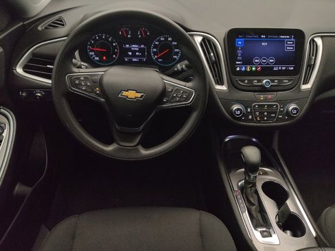 Used 2024 Chevrolet Malibu LT FWD image 22