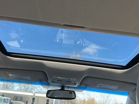 Used 2013 Toyota Avalon XLE Premium image 28