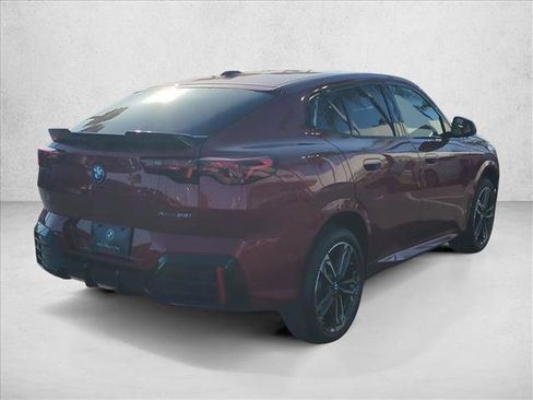 New 2026 BMW X2 xDrive28i w/ M Sport Package AWD/4WD image 2