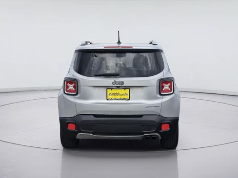 Used 2016 Jeep Renegade Limited FWD image 6