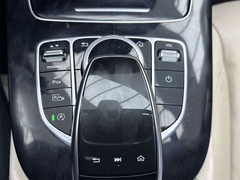 Used 2018 Mercedes-Benz E 300 image 26