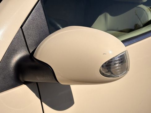 Used 2008 Volkswagen Beetle SE image 15