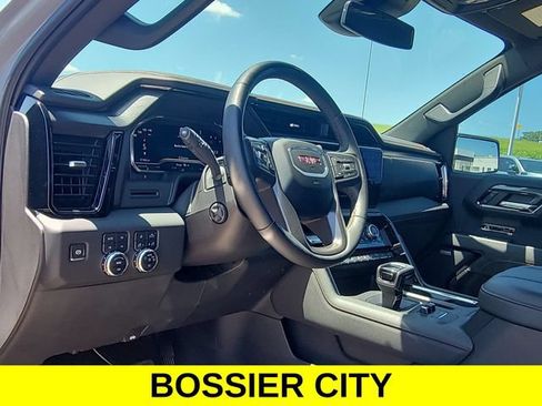 Certified 2024 GMC Sierra 1500 AT4 w/ AT4 Premium Package AWD/4WD image 10
