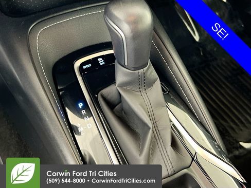 Used 2019 Toyota Corolla SE w/ Carpet Mat Package FWD image 10