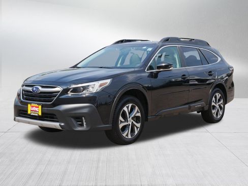 Used 2022 Subaru Outback Limited AWD/4WD image 3
