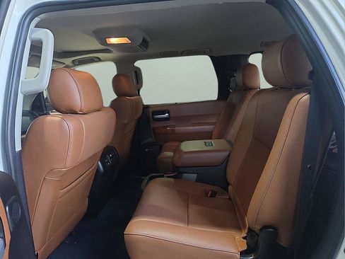 Certified 2019 Toyota Sequoia Platinum AWD/4WD image 14