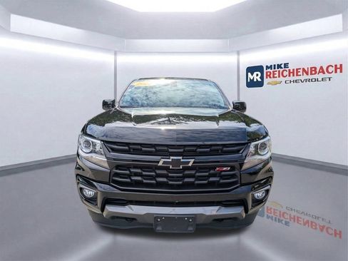 Used 2021 Chevrolet Colorado Z71 w/ Z71 Midnight Edition AWD/4WD image 9