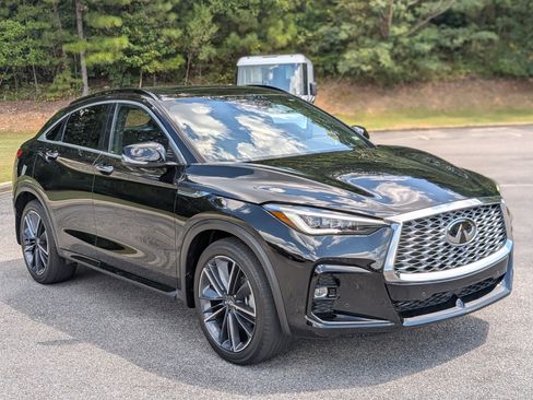 Used 2023 INFINITI QX55 Essential AWD/4WD image 11