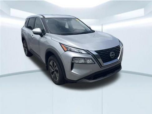 Used 2023 Nissan Rogue SV FWD image 4