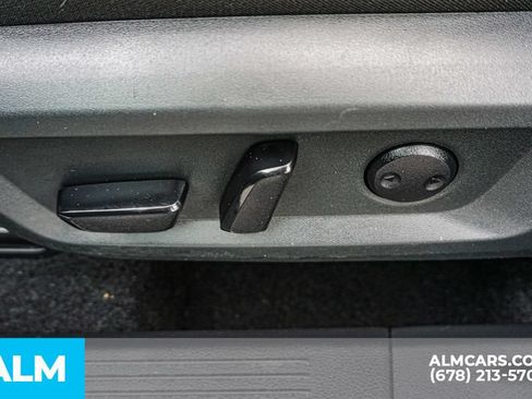 Used 2026 Nissan Rogue SV FWD image 47