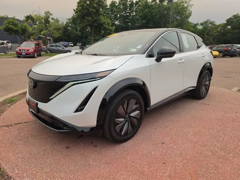 Used 2023 Nissan Ariya FWD image 1