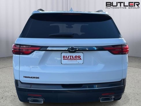 Used 2022 Chevrolet Traverse Premier w/ Redline Edition image 4