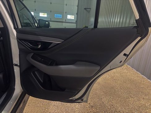 Used 2023 Subaru Outback Onyx Edition w/ Popular Package #2 image 30