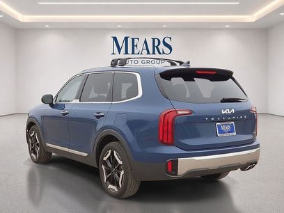 Used 2025 Kia Telluride S