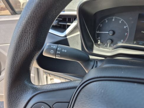 Used 2023 Toyota Corolla LE w/ Carpet Mat Package (TMS) FWD image 32