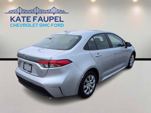 Used 2024 Toyota Corolla LE FWD image 7