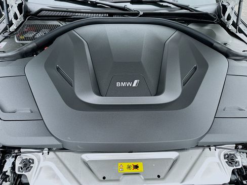 New 2026 BMW i4 xDrive40i image 25