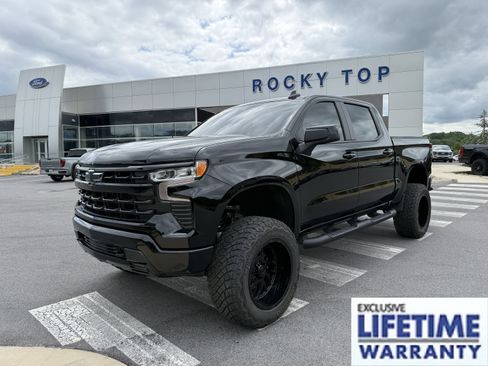 Used 2024 Chevrolet Silverado 1500 RST AWD/4WD image 1