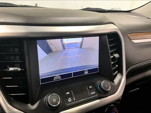 Used 2022 GMC Acadia SLE w/ GMC Pro Grade Package image 14