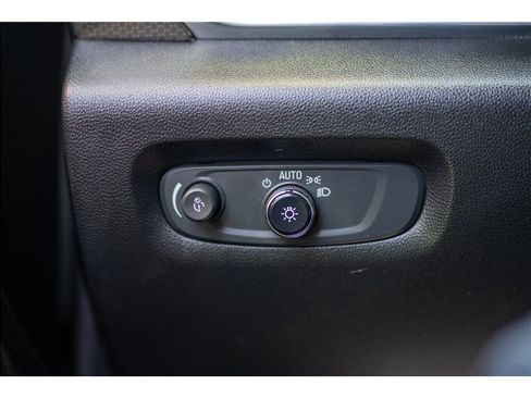 Used 2022 Chevrolet Traverse Premier w/ Redline Edition FWD image 11