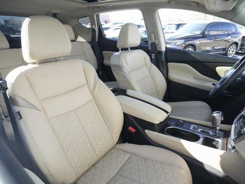 Used 2021 Nissan Murano Platinum w/ Cargo Package image 22