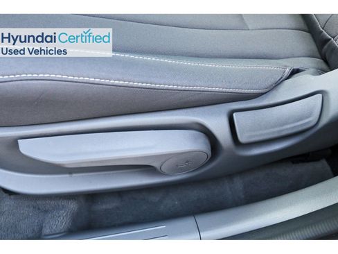 Certified 2025 Hyundai Elantra Sport FWD image 30