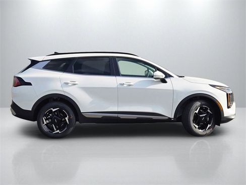 New 2026 Kia Sportage EX image 4