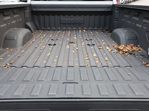 Used 2022 Chevrolet Silverado 2500 High Country w/ Z71 Off-Road Package image 15