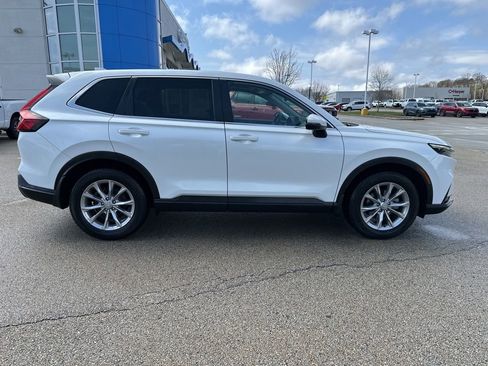 Used 2023 Honda CR-V EX image 2