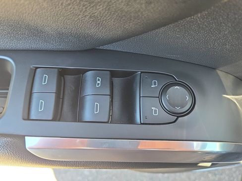 Used 2024 Chevrolet Traverse Z71 w/ Enhanced Driving Package AWD/4WD image 27