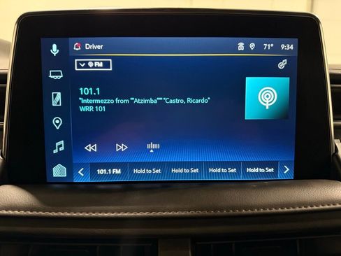 Used 2023 Chevrolet Suburban High Country image 25