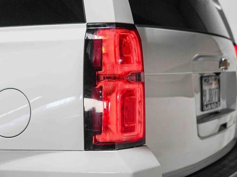 Used 2019 Chevrolet Tahoe LS RWD image 11