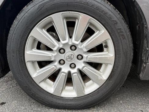 Used 2013 Toyota Sienna LE AWD/4WD image 9