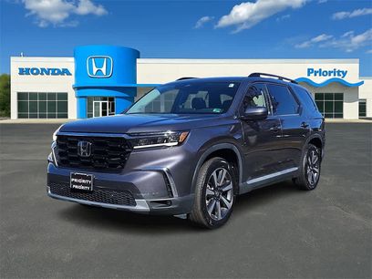 Used 2025 Honda Pilot Touring