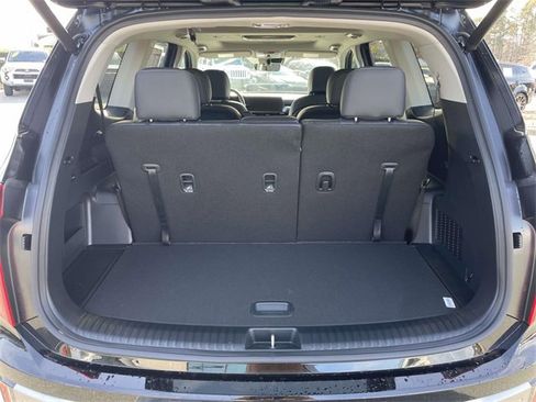 New 2025 Kia Telluride S image 19