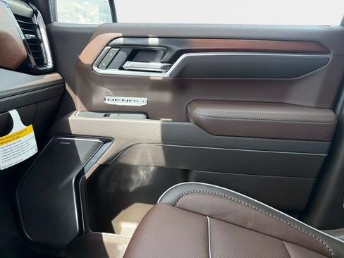 New 2026 GMC Sierra 1500 Denali w/ Denali Reserve Package AWD/4WD image 22