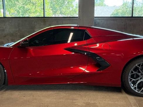 Used 2024 Chevrolet Corvette Stingray Preferred Conv w/ Battery Protection Package RWD image 2