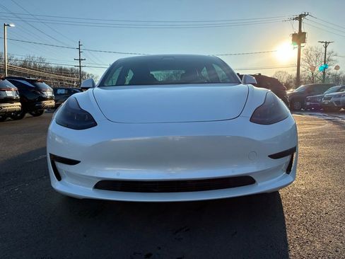 Used 2021 Tesla Model 3 Performance image 2