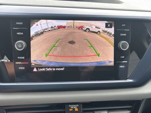 Used 2023 Volkswagen Taos SE FWD image 25