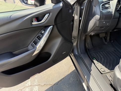Used 2017 MAZDA MAZDA6 Touring FWD image 16