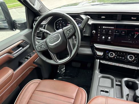 Used 2026 GMC Sierra 2500 Denali Ultimate AWD/4WD image 28