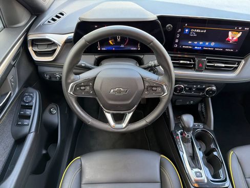 Used 2025 Chevrolet TrailBlazer ACTIV w/ Convenience Package FWD image 14