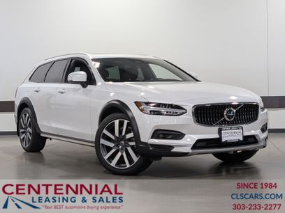 Used 2023 Volvo V90 B6 Cross Country Ultimate w/ Climate Package