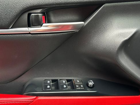 Used 2019 Toyota Camry XSE w/ Navigation Package image 11