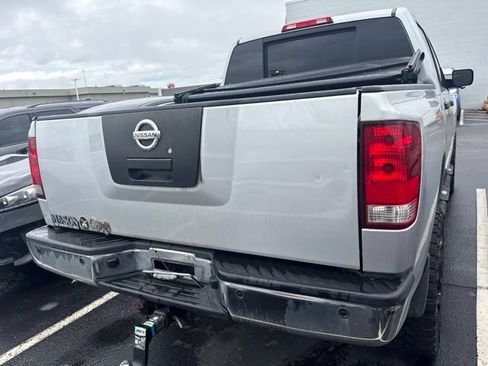 Used 2012 Nissan Titan SV w/ SV Value Truck Pkg AWD/4WD image 11
