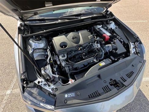 Used 2023 Toyota Camry XSE image 31