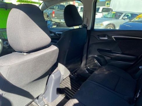 Used 2019 Honda Fit Sport image 9