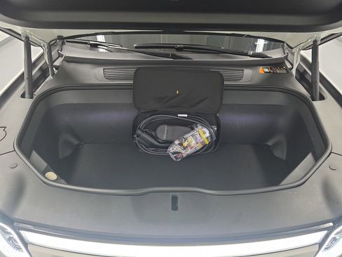 Used 2022 Rivian R1T Adventure image 28